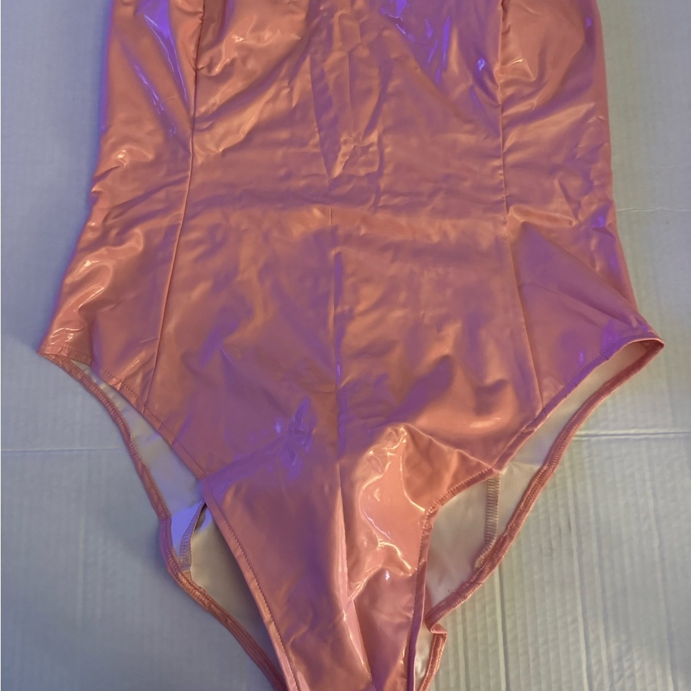 Pink bunny costume size xl - Picture 2 of 3
